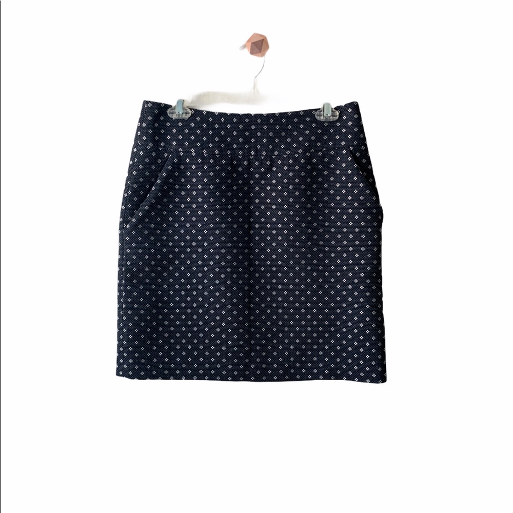 Ann Taylor skirt. Size 6